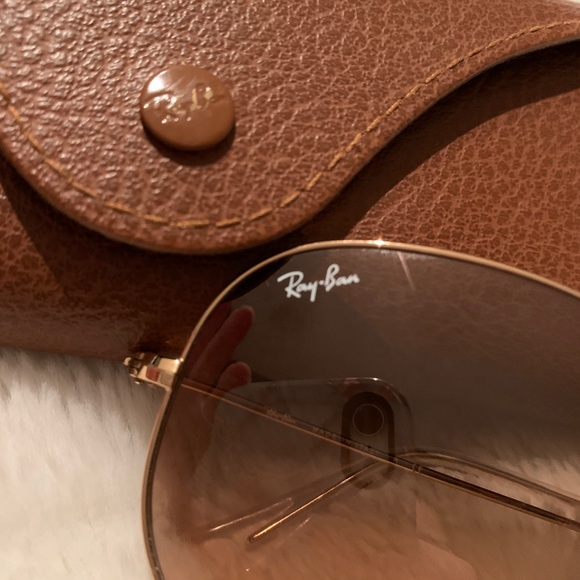 Ray Ban Sunglasses - Picture 2 of 5